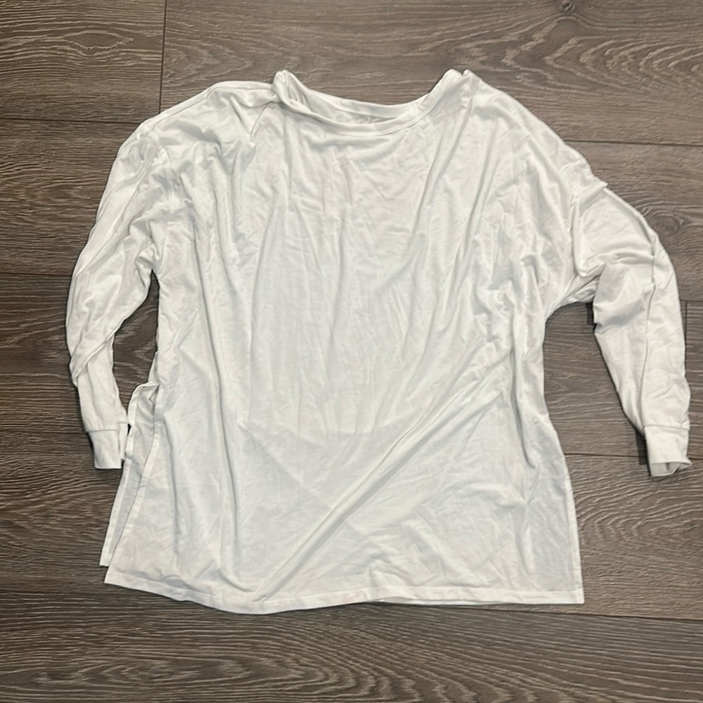 Old Navy White Oversized Long Sleeve T-Shirt
